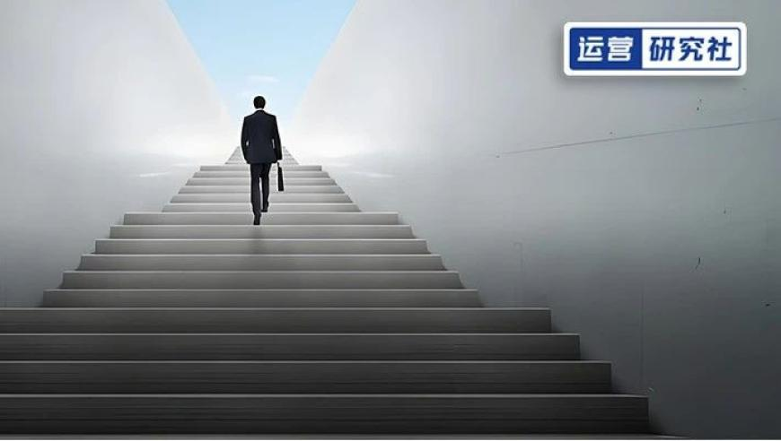 情侣等地铁 男生突然掏出戒指求婚,澳门管家婆一肖一码100%准,作答解释落实的民间信仰_内测版V15.9